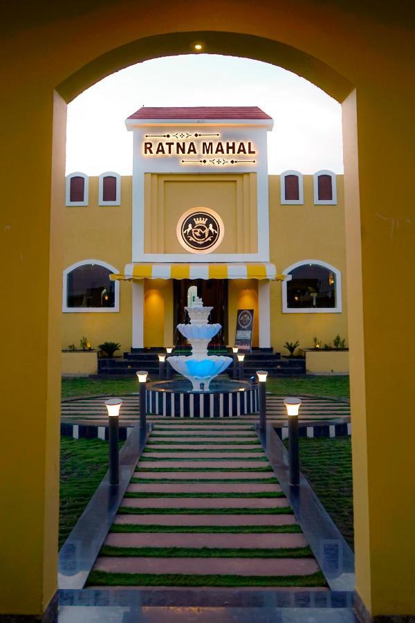 Ratna Mahal Dhāmnod Eksteriør bilde